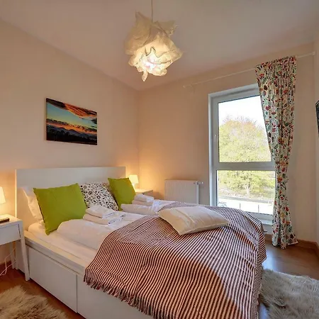 Sun Seasons 24 - Zloty Widok Ii Apart-hotel